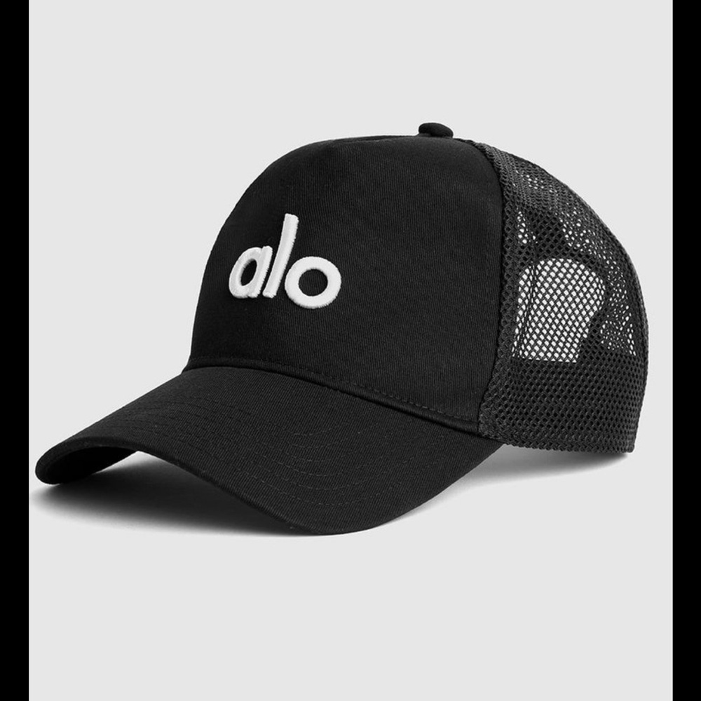 ALO Yoga Black Trucker Cap with Mesh Back